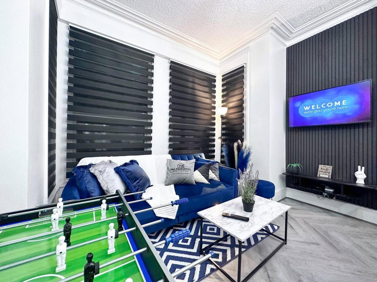Swanky Seaside Sanctuary W Foozeball - Southend المظهر الخارجي الصورة
